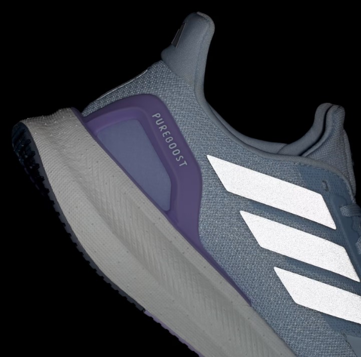 Бігові кросівки Adidas Pureboost 5 JQ6910_image_11