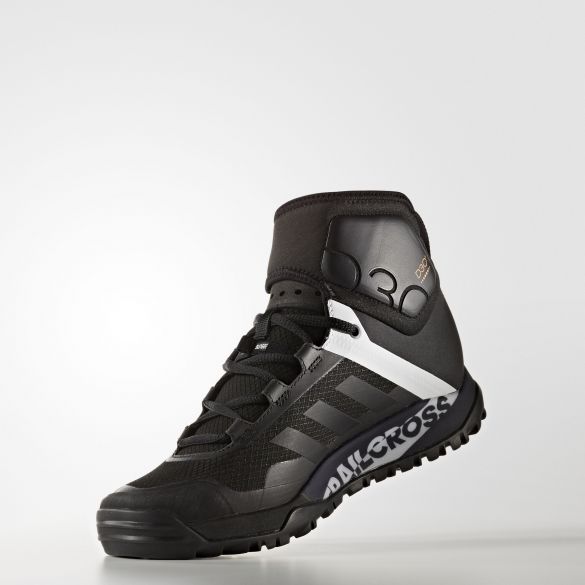 Чоловічі черевики Adidas Trail Cross BB4772